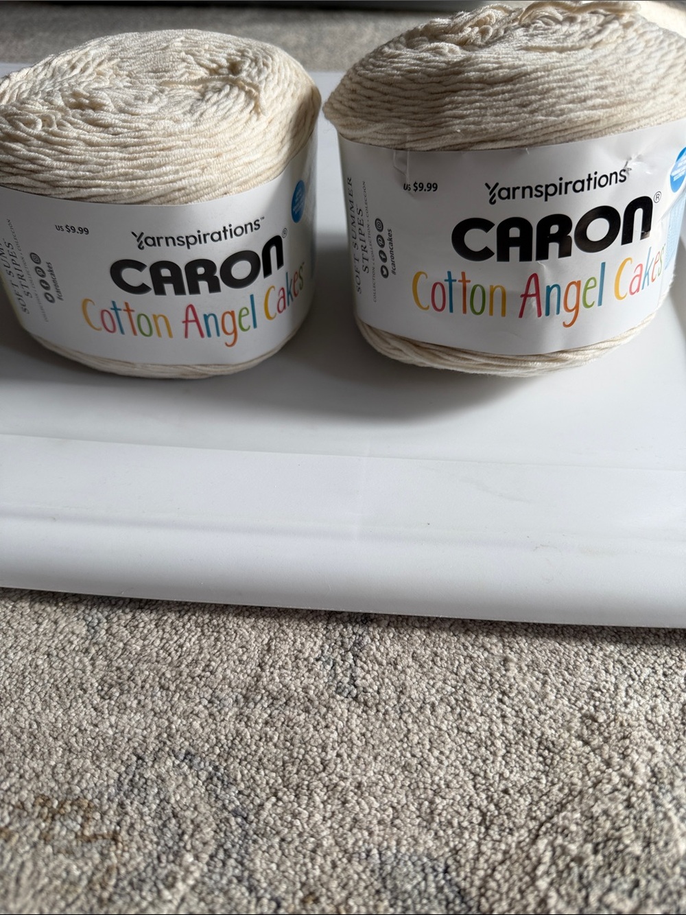 Caron Cotton Angel Cakes
Size 8.8 oz ea
Color:Sea Salt
Lot of 2
